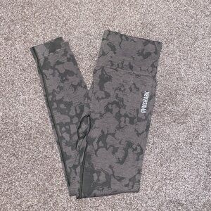 Gymshark Adapt Seamless Leggings Green Camo Size Medium